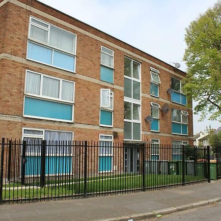 Apartmán 25 Idmiston Road Londýn Exteriér fotografie