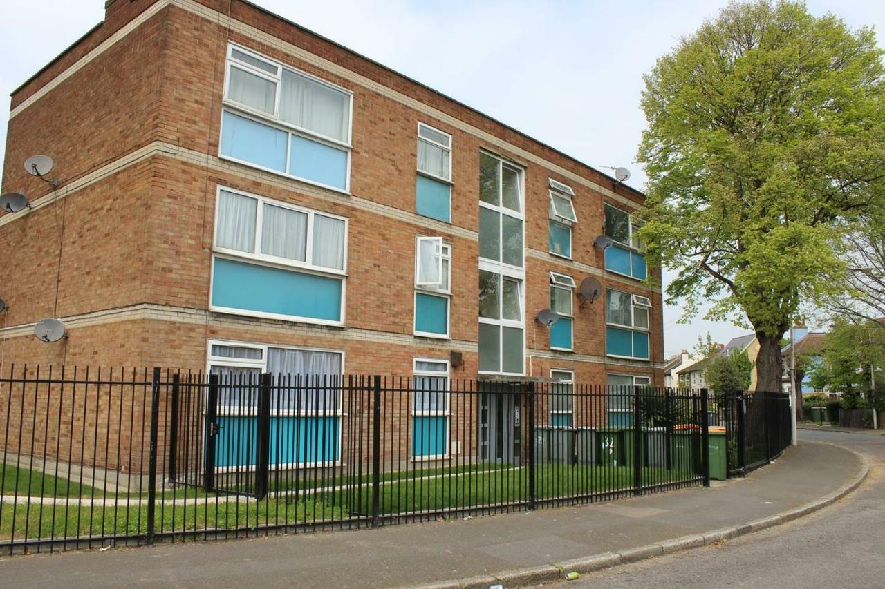 Apartmán 25 Idmiston Road Londýn Exteriér fotografie